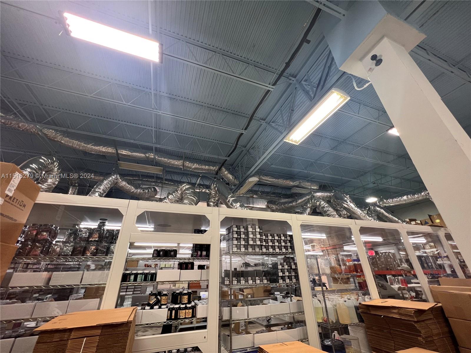 2701 NW 29th Ter, Oakland Park, Florida 33311, ,Businessopportunity,For Sale,2701 NW 29th Ter,A11516279