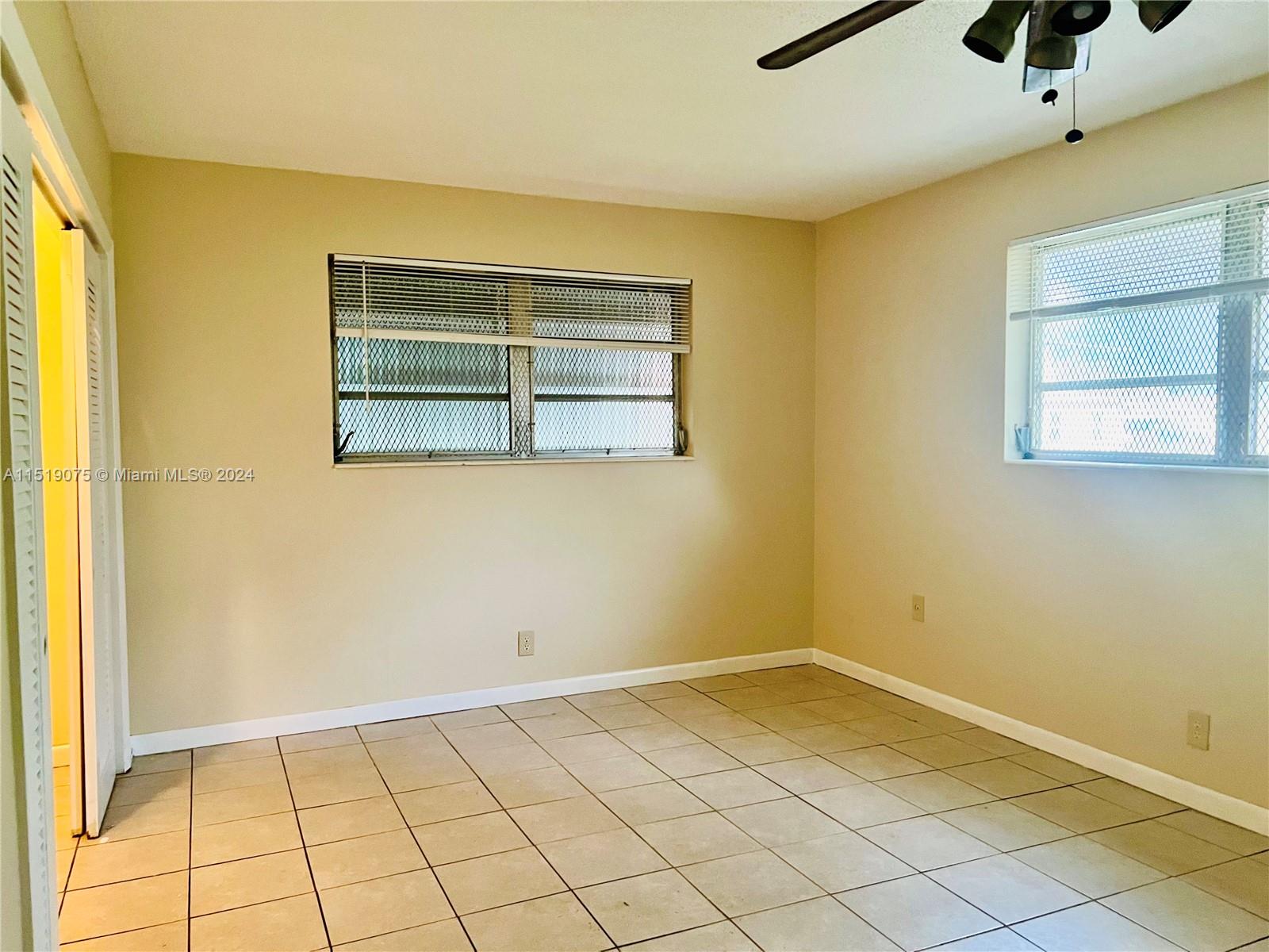 Dania Beach, Florida 33004, 2 Bedrooms Bedrooms, ,2 BathroomsBathrooms,Residentiallease,For Rent,A11519075