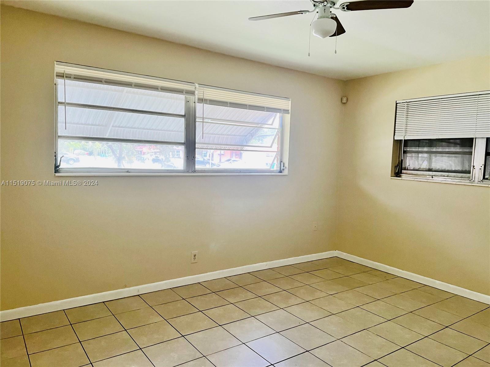 Dania Beach, Florida 33004, 2 Bedrooms Bedrooms, ,2 BathroomsBathrooms,Residentiallease,For Rent,A11519075