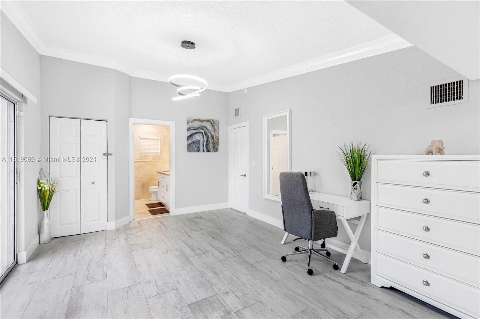 1984 Windward Dr, Lauderdale By The Sea, Florida 33062, 4 Bedrooms Bedrooms, ,2 BathroomsBathrooms,Residentiallease,For Rent,1984 Windward Dr,A11519082