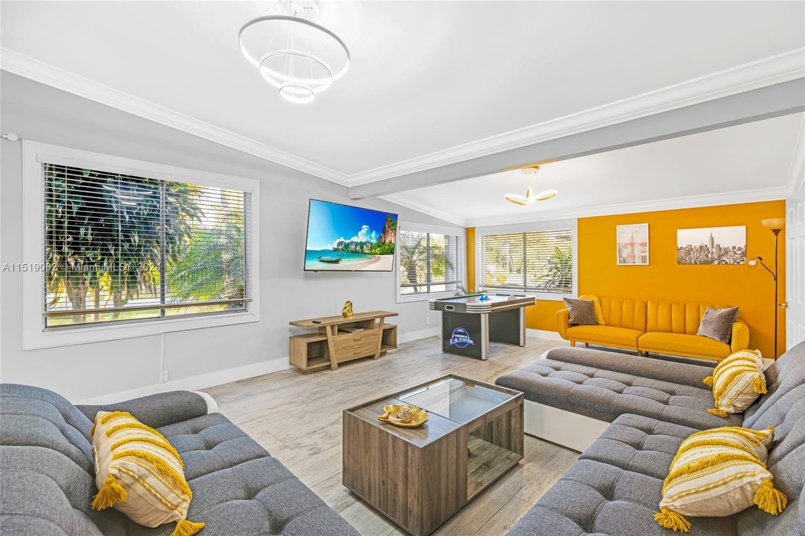 1984 Windward Dr, Lauderdale By The Sea, Florida 33062, 4 Bedrooms Bedrooms, ,2 BathroomsBathrooms,Residentiallease,For Rent,1984 Windward Dr,A11519082