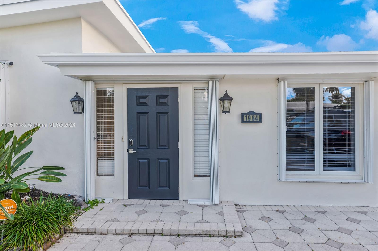1984 Windward Dr, Lauderdale By The Sea, Florida 33062, 4 Bedrooms Bedrooms, ,2 BathroomsBathrooms,Residentiallease,For Rent,1984 Windward Dr,A11519082