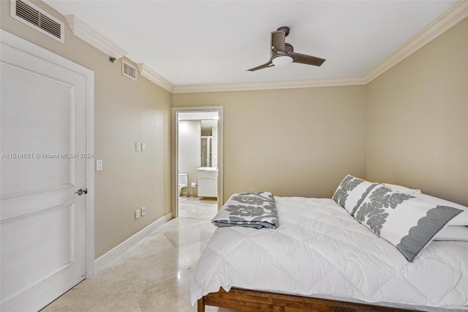 1800 S Ocean Dr 2201, Hallandale Beach, Florida 33009, 3 Bedrooms Bedrooms, ,3 BathroomsBathrooms,Residential,For Sale,1800 S Ocean Dr 2201,A11518651