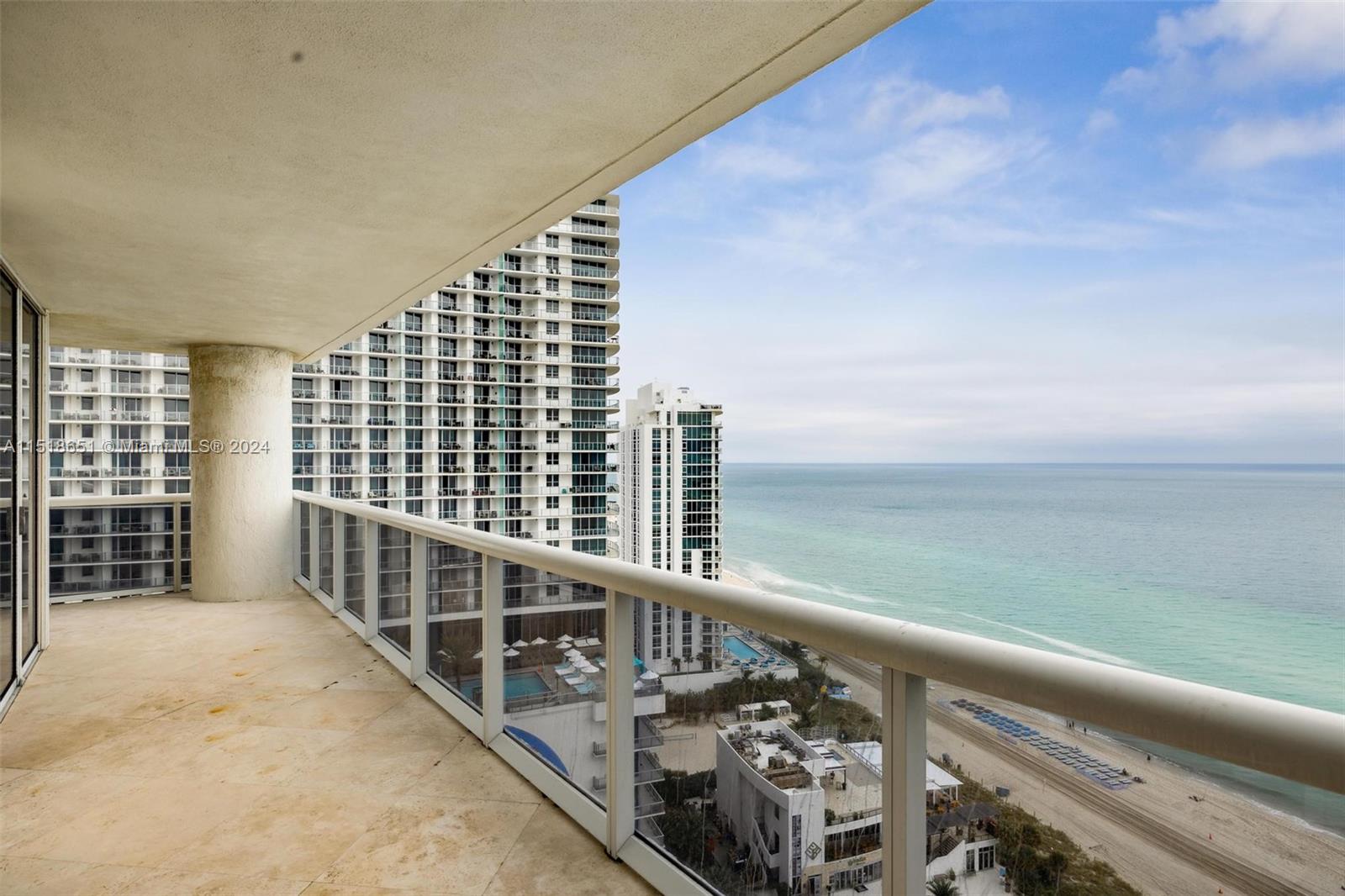 1800 S Ocean Dr 2201, Hallandale Beach, Florida 33009, 3 Bedrooms Bedrooms, ,3 BathroomsBathrooms,Residential,For Sale,1800 S Ocean Dr 2201,A11518651