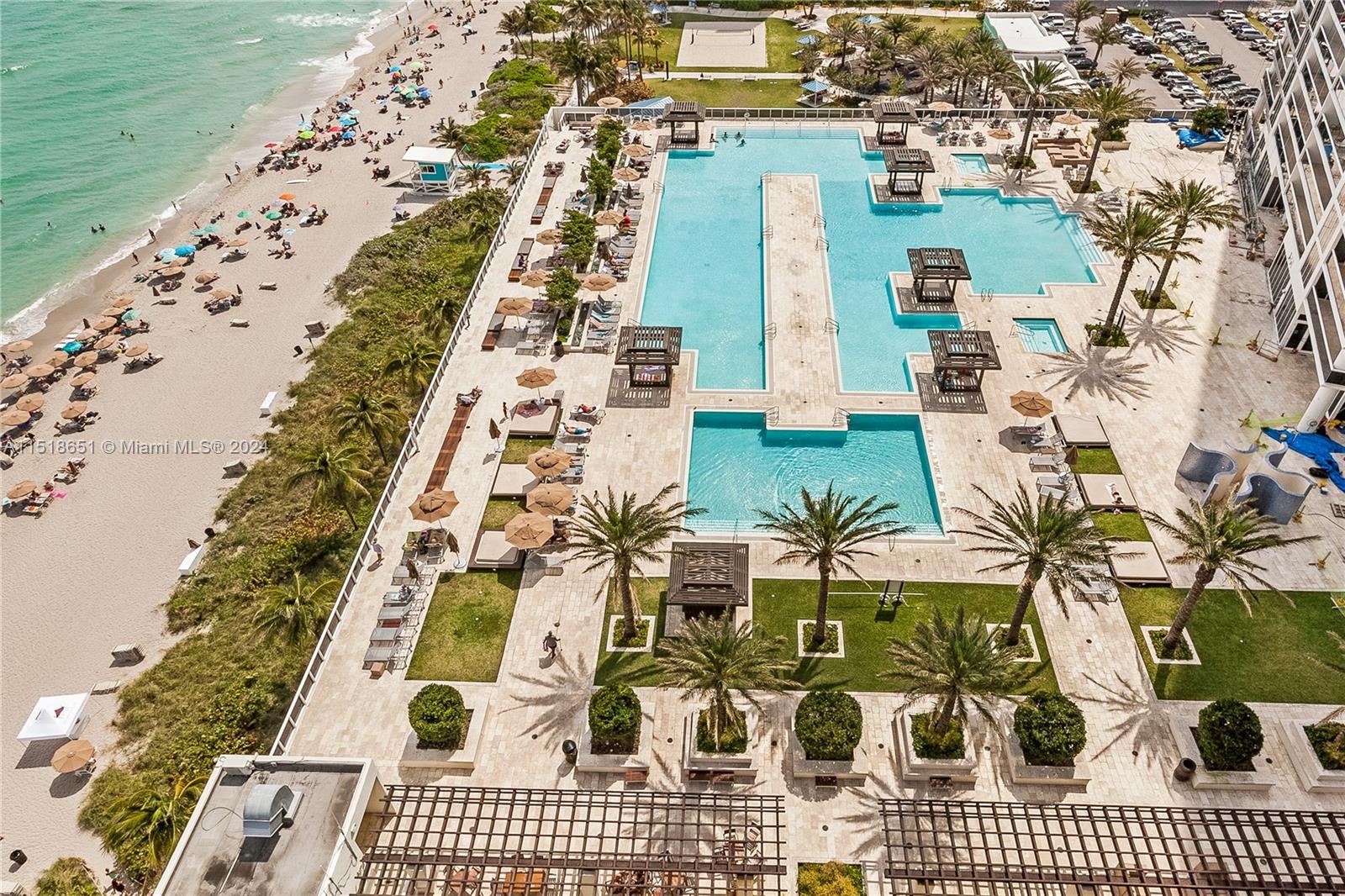 1800 S Ocean Dr 2201, Hallandale Beach, Florida 33009, 3 Bedrooms Bedrooms, ,3 BathroomsBathrooms,Residential,For Sale,1800 S Ocean Dr 2201,A11518651