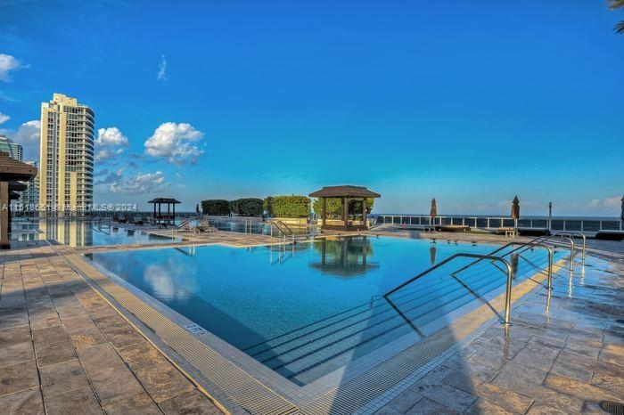 1800 S Ocean Dr 2201, Hallandale Beach, Florida 33009, 3 Bedrooms Bedrooms, ,3 BathroomsBathrooms,Residential,For Sale,1800 S Ocean Dr 2201,A11518651