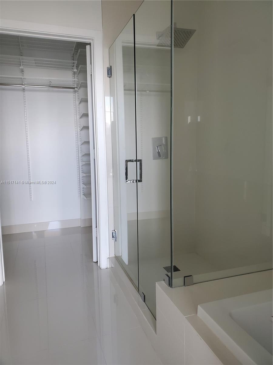 45 SW 9th St 9Th 4704, Miami, Florida 33130, 3 Bedrooms Bedrooms, ,4 BathroomsBathrooms,Residential,For Sale,45 SW 9th St 9Th 4704,A11517141