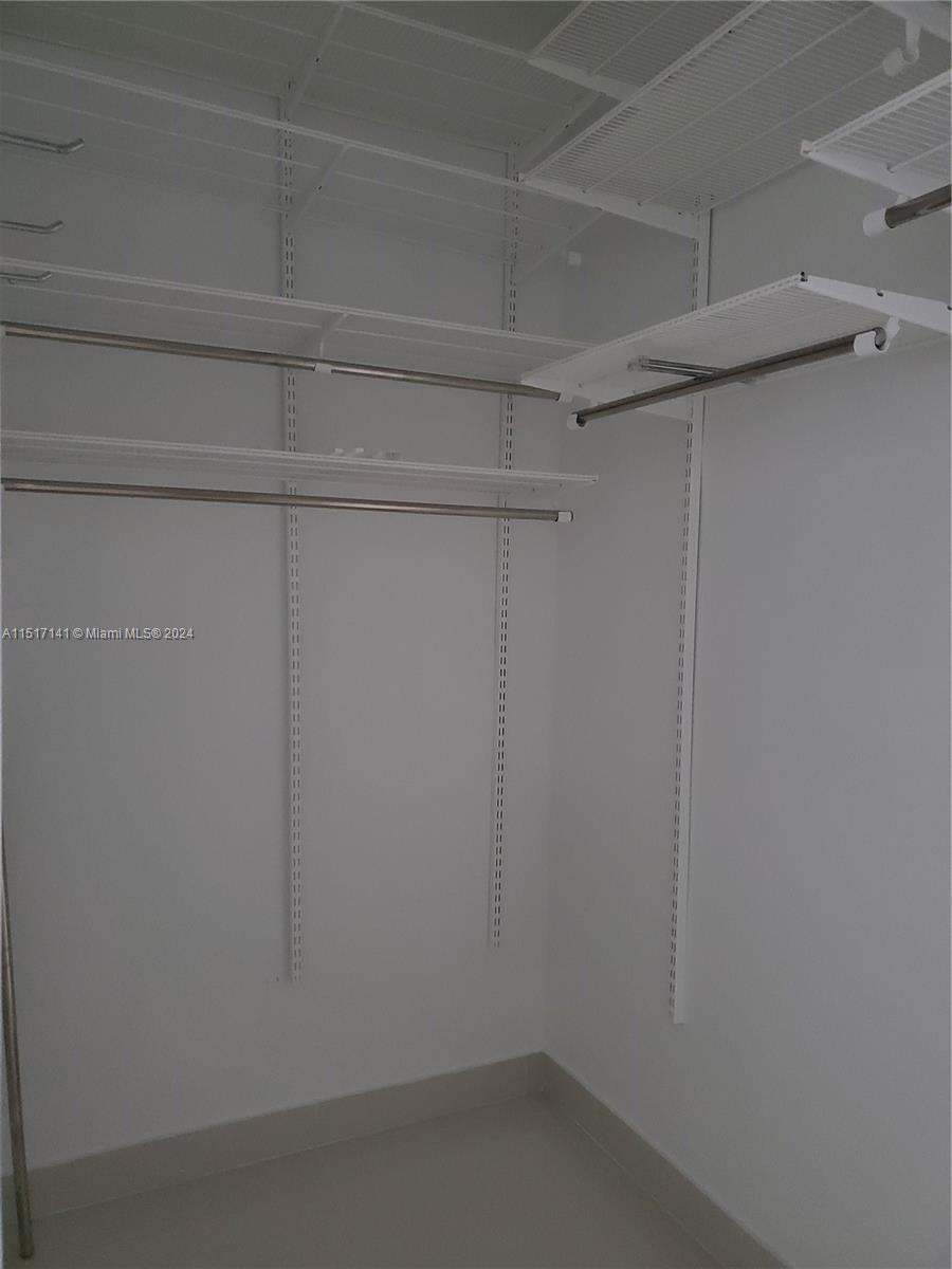 45 SW 9th St 9Th 4704, Miami, Florida 33130, 3 Bedrooms Bedrooms, ,4 BathroomsBathrooms,Residential,For Sale,45 SW 9th St 9Th 4704,A11517141