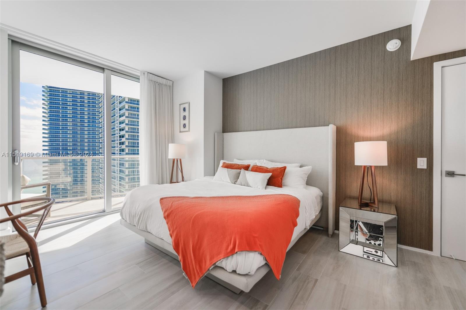 4111 S Ocean Dr 1905, Hollywood, Florida 33019, 2 Bedrooms Bedrooms, ,2 BathroomsBathrooms,Residential,For Sale,4111 S Ocean Dr 1905,A11519169
