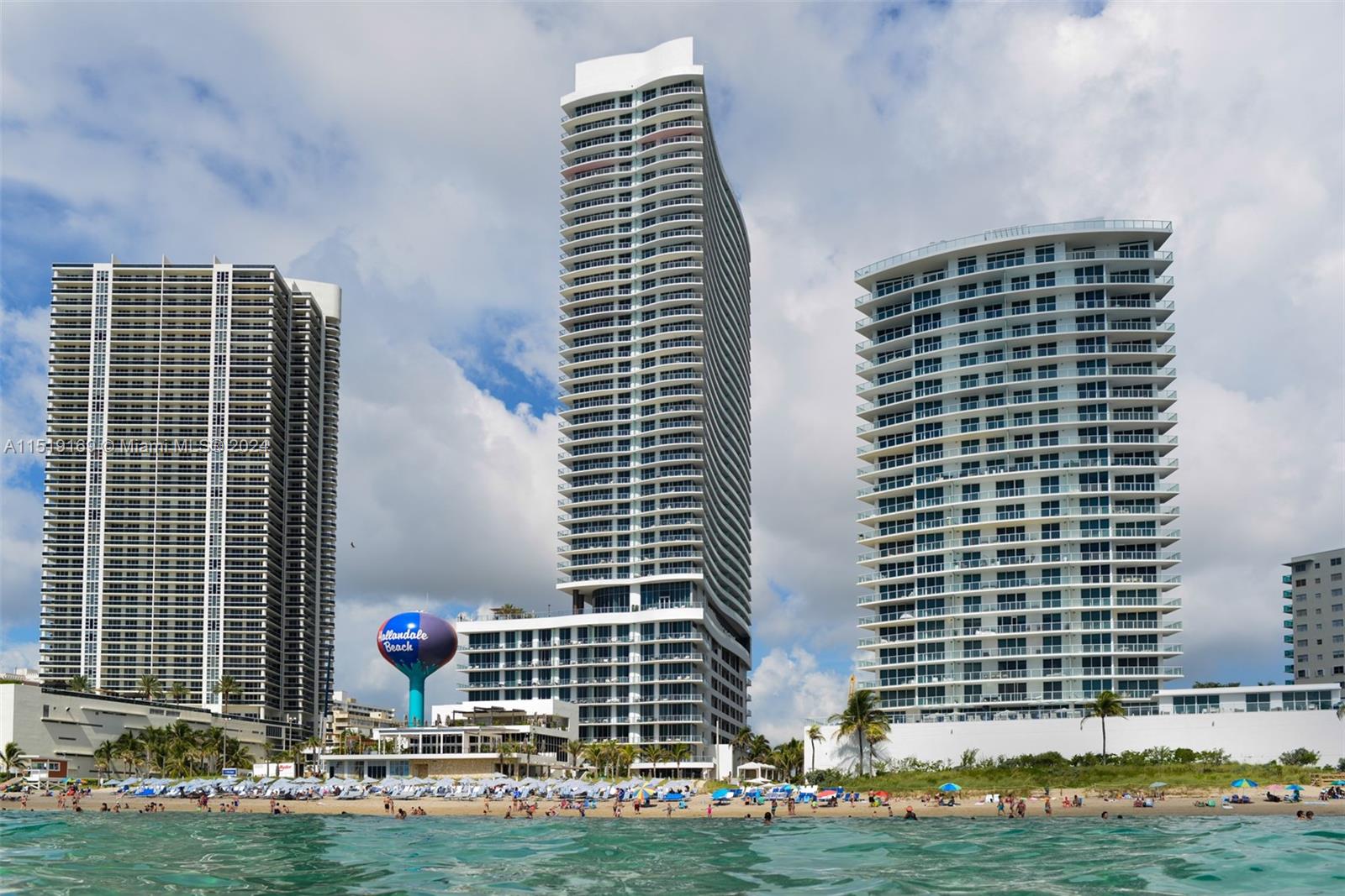 4111 S Ocean Dr 1905, Hollywood, Florida 33019, 2 Bedrooms Bedrooms, ,2 BathroomsBathrooms,Residential,For Sale,4111 S Ocean Dr 1905,A11519169