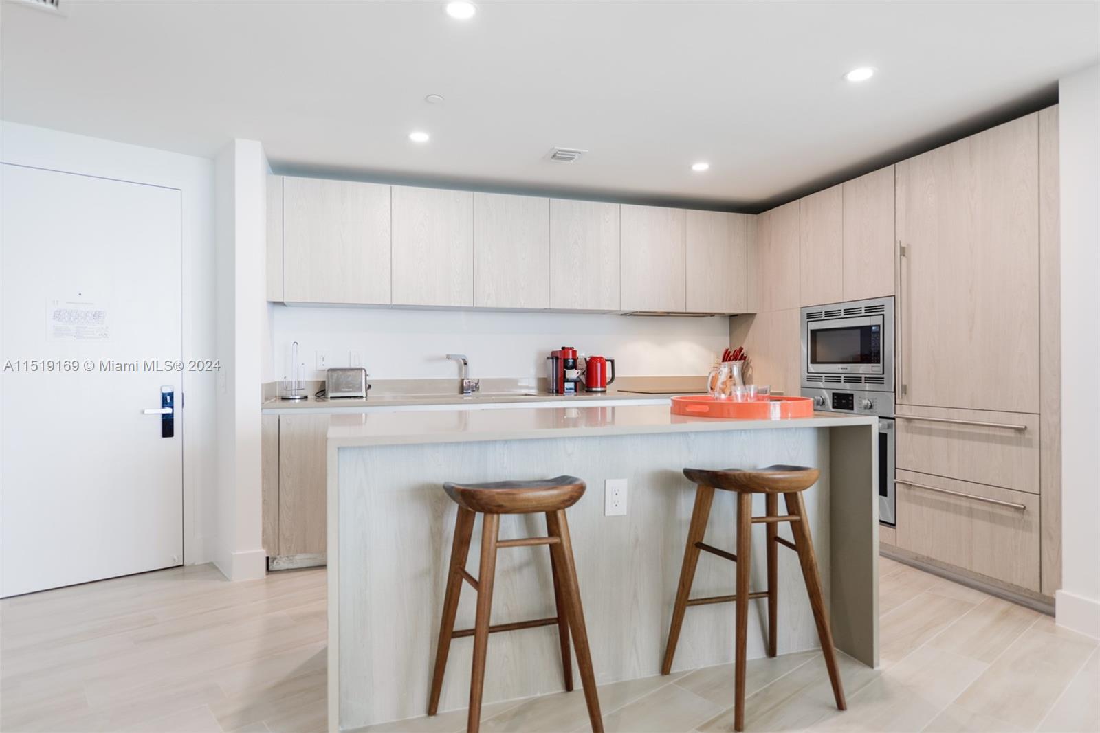 4111 S Ocean Dr 1905, Hollywood, Florida 33019, 2 Bedrooms Bedrooms, ,2 BathroomsBathrooms,Residential,For Sale,4111 S Ocean Dr 1905,A11519169