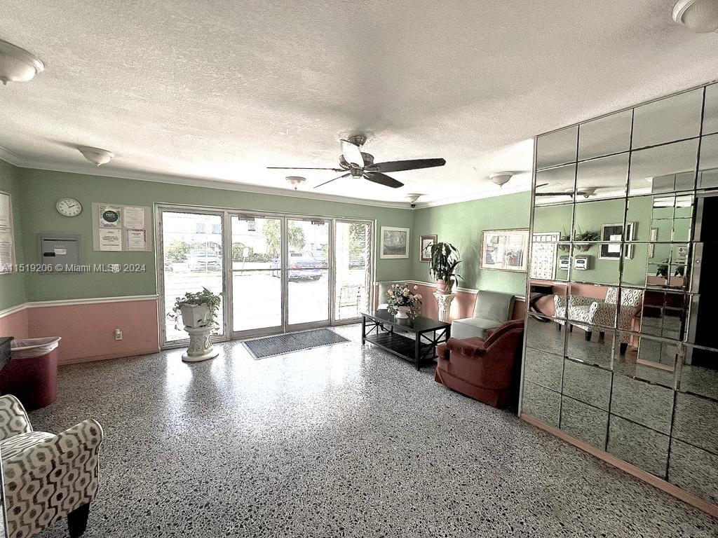 4191 NW 41st St 214, Lauderdale Lakes, Florida 33319, 1 Bedroom Bedrooms, ,1 BathroomBathrooms,Residential,For Sale,4191 NW 41st St 214,A11519206