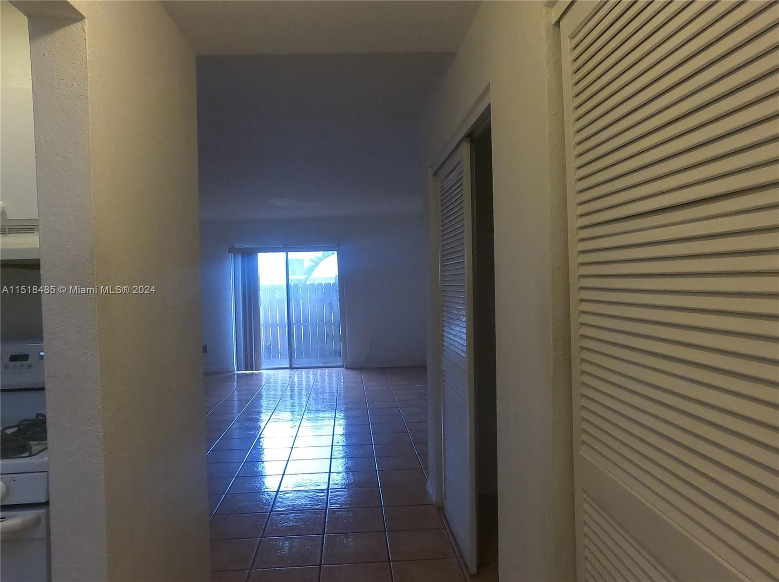 8650 SW 67th ave 1007, Pinecrest, Florida 33156, 1 Bedroom Bedrooms, ,1 BathroomBathrooms,Residentiallease,For Rent,8650 SW 67th ave 1007,A11518485