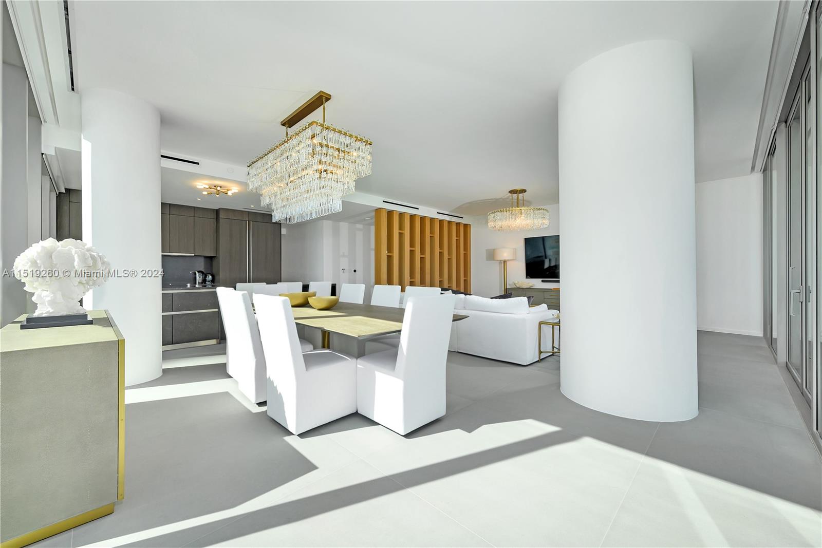 2000 S Ocean Dr 7B, Hallandale Beach, Florida 33009, 3 Bedrooms Bedrooms, ,3 BathroomsBathrooms,Residential,For Sale,2000 S Ocean Dr 7B,A11519260