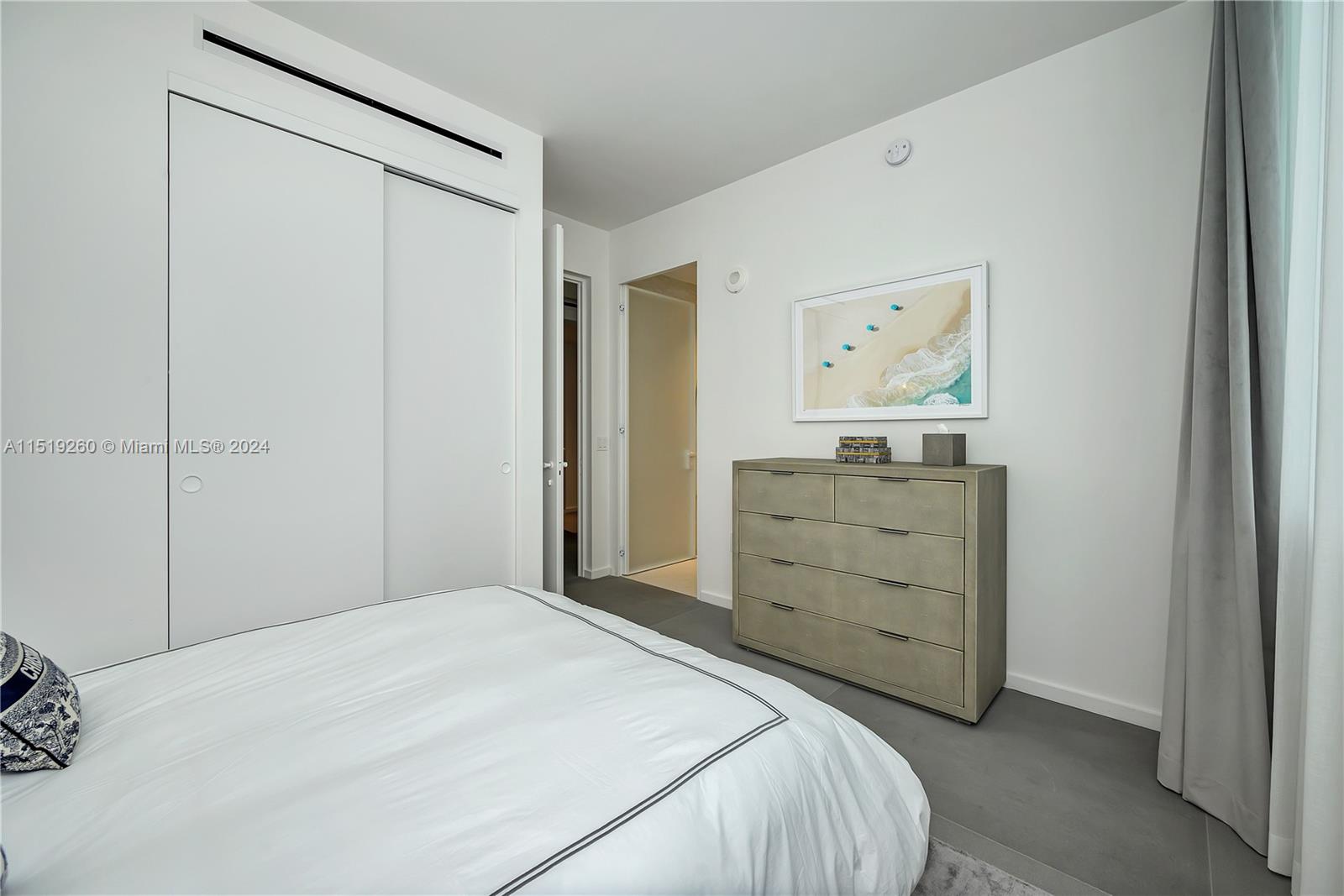 2000 S Ocean Dr 7B, Hallandale Beach, Florida 33009, 3 Bedrooms Bedrooms, ,3 BathroomsBathrooms,Residential,For Sale,2000 S Ocean Dr 7B,A11519260