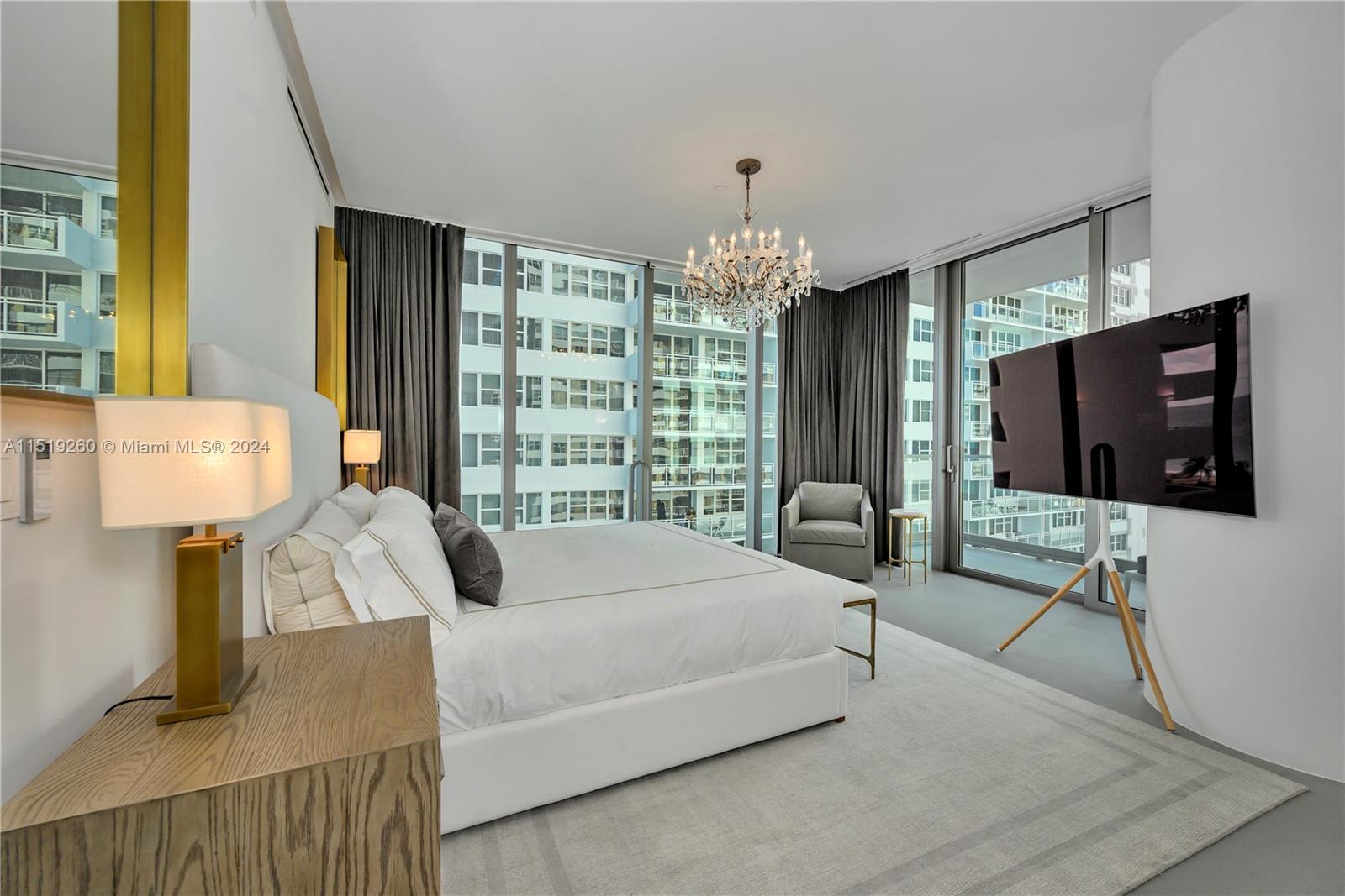 2000 S Ocean Dr 7B, Hallandale Beach, Florida 33009, 3 Bedrooms Bedrooms, ,3 BathroomsBathrooms,Residential,For Sale,2000 S Ocean Dr 7B,A11519260