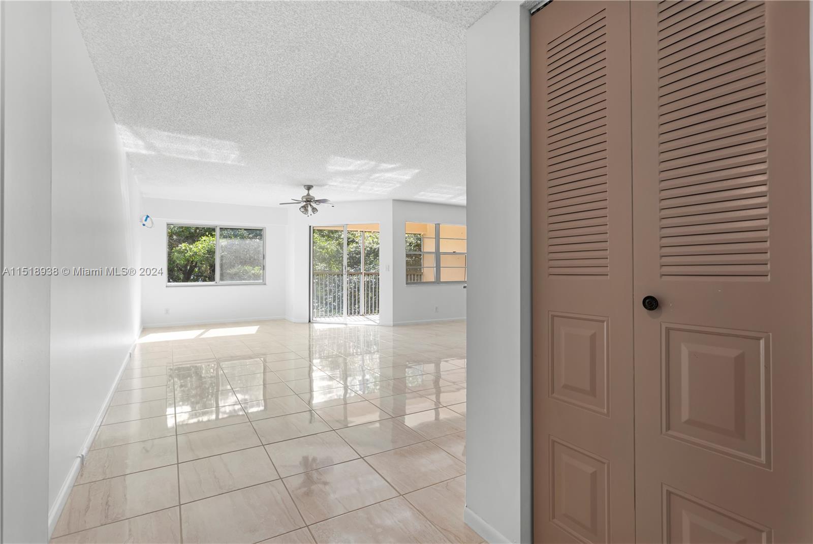 12600 SW 5th Ct 404L, Pembroke Pines, Florida 33027, 1 Bedroom Bedrooms, ,1 BathroomBathrooms,Residential,For Sale,12600 SW 5th Ct 404L,A11518938