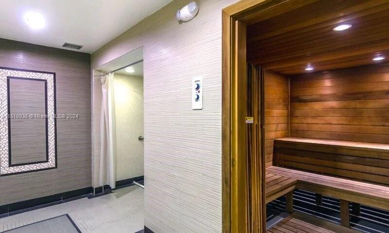 12600 SW 5th Ct 404L, Pembroke Pines, Florida 33027, 1 Bedroom Bedrooms, ,1 BathroomBathrooms,Residential,For Sale,12600 SW 5th Ct 404L,A11518938