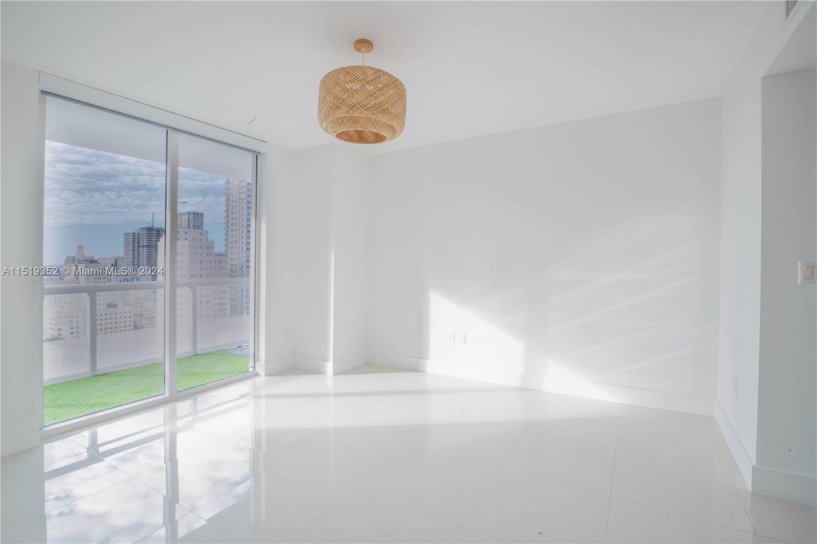 50 Biscayne Blvd 1811, Miami, Florida 33132, 2 Bedrooms Bedrooms, ,2 BathroomsBathrooms,Residentiallease,For Rent,50 Biscayne Blvd 1811,A11519352