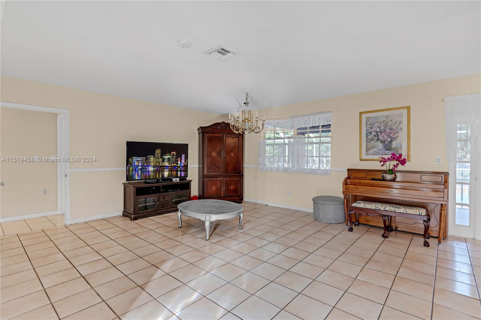 15101 SW 87th Ave, Palmetto Bay, Florida 33176, 6 Bedrooms Bedrooms, ,4 BathroomsBathrooms,Residential,For Sale,15101 SW 87th Ave,A11519458