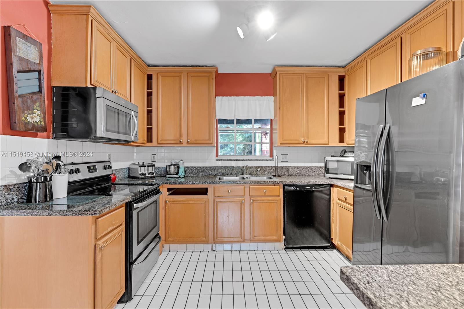 15101 SW 87th Ave, Palmetto Bay, Florida 33176, 6 Bedrooms Bedrooms, ,4 BathroomsBathrooms,Residential,For Sale,15101 SW 87th Ave,A11519458