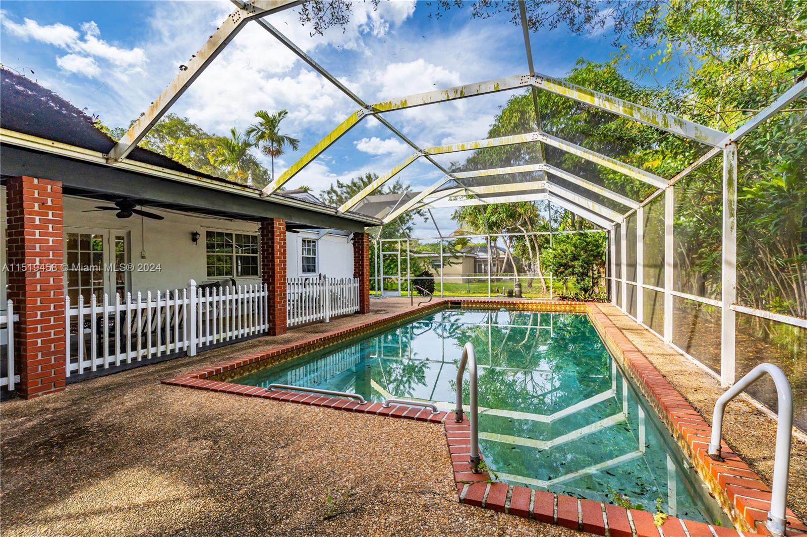 15101 SW 87th Ave, Palmetto Bay, Florida 33176, 6 Bedrooms Bedrooms, ,4 BathroomsBathrooms,Residential,For Sale,15101 SW 87th Ave,A11519458