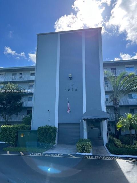 2226 N Cypress Bend Dr 210, Pompano Beach, Florida 33069, 2 Bedrooms Bedrooms, ,2 BathroomsBathrooms,Residentiallease,For Rent,2226 N Cypress Bend Dr 210,A11516736