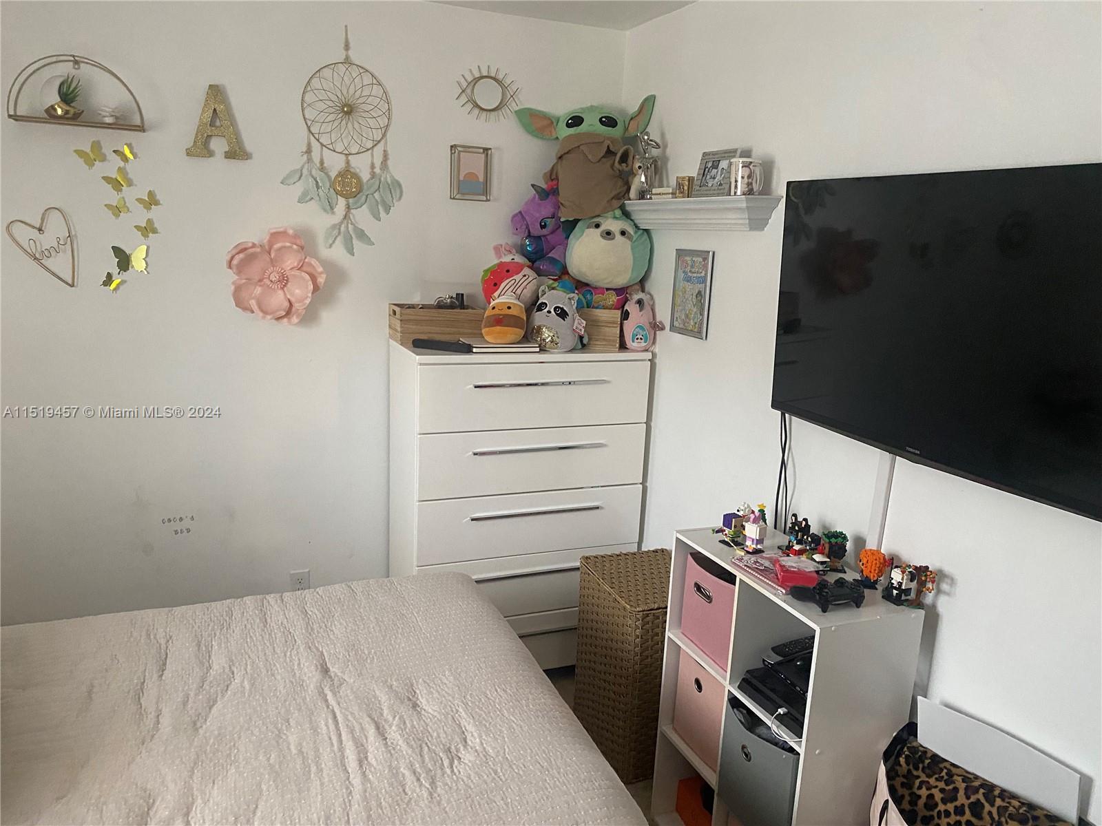 4807 SW 19th St, West Park, Florida 33023, 3 Bedrooms Bedrooms, 3 Rooms Rooms,2 BathroomsBathrooms,Residential,For Sale,4807 SW 19th St,A11519457