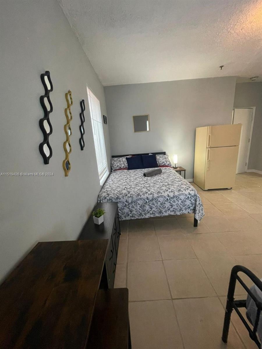 Miami Beach, Florida 33140, ,1 BathroomBathrooms,Residential,For Sale,A11519426