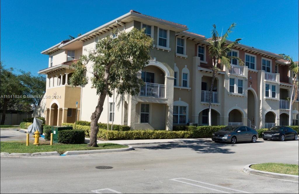 10805 NW 89th Ter 202-4, Doral, Florida 33178, 2 Bedrooms Bedrooms, ,2 BathroomsBathrooms,Residential,For Sale,10805 NW 89th Ter 202-4,A11511834