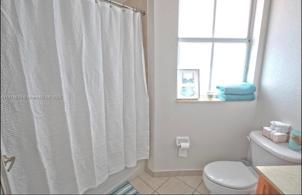 10805 NW 89th Ter 202-4, Doral, Florida 33178, 2 Bedrooms Bedrooms, ,2 BathroomsBathrooms,Residential,For Sale,10805 NW 89th Ter 202-4,A11511834