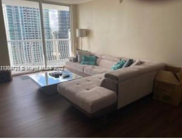 1200 Brickell Bay Dr 3924, Miami, Florida 33131, 3 Bedrooms Bedrooms, ,2 BathroomsBathrooms,Residential,For Sale,1200 Brickell Bay Dr 3924,A11519667