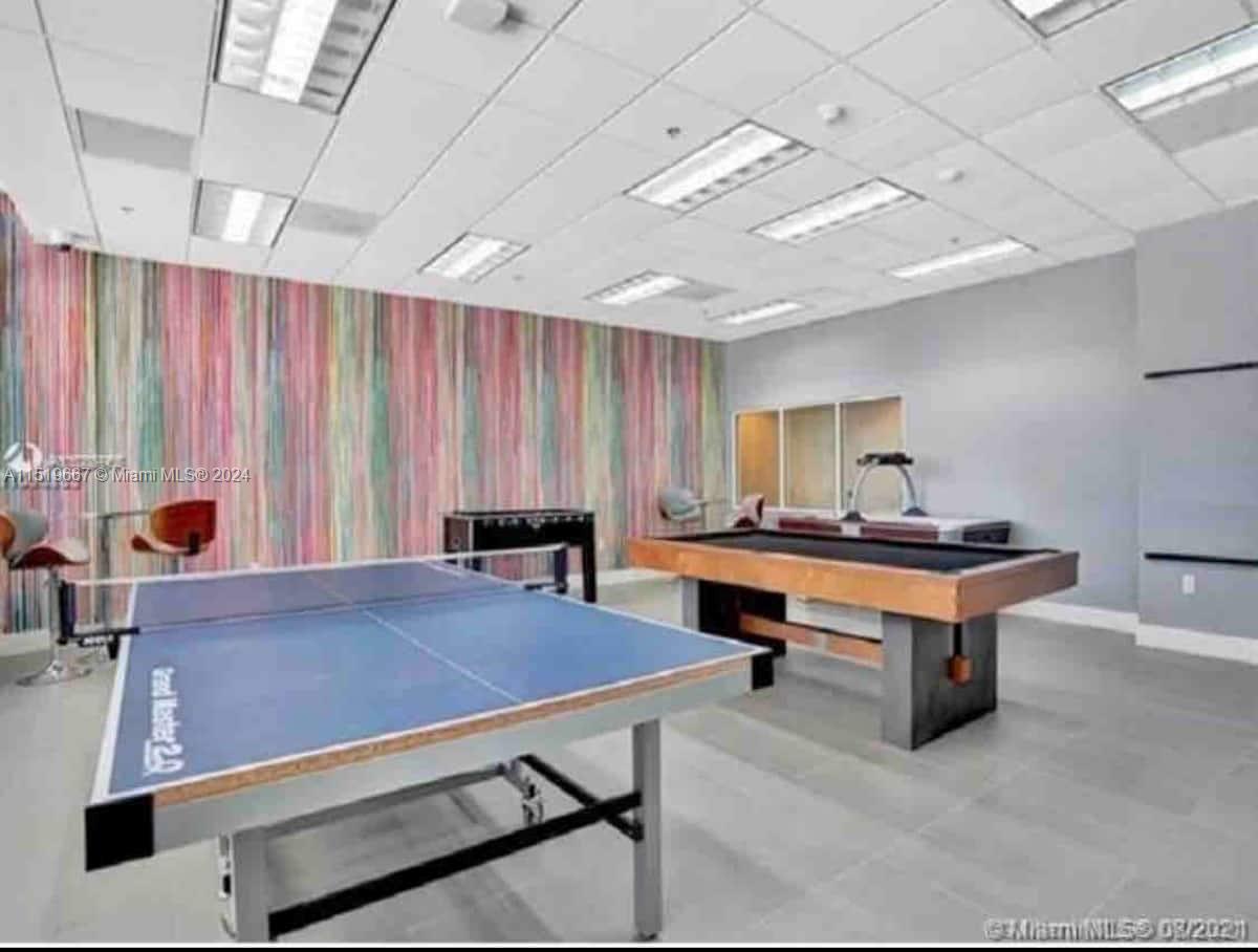 1200 Brickell Bay Dr 3924, Miami, Florida 33131, 3 Bedrooms Bedrooms, ,2 BathroomsBathrooms,Residential,For Sale,1200 Brickell Bay Dr 3924,A11519667
