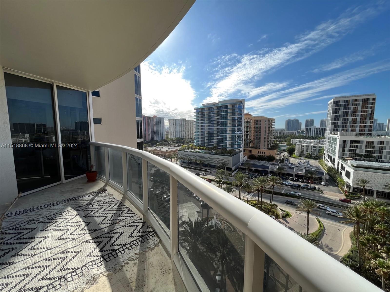 Sunny Isles Beach, Florida 33160, 3 Bedrooms Bedrooms, ,3 BathroomsBathrooms,Residentiallease,For Rent,A11518868