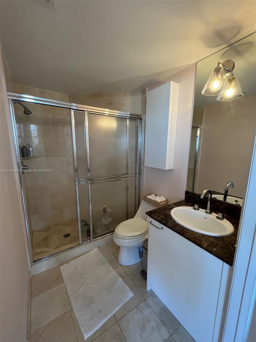 Sunny Isles Beach, Florida 33160, 3 Bedrooms Bedrooms, ,3 BathroomsBathrooms,Residentiallease,For Rent,A11518868