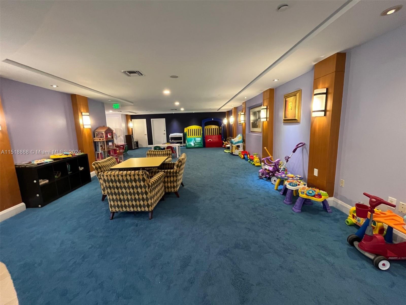 Sunny Isles Beach, Florida 33160, 3 Bedrooms Bedrooms, ,3 BathroomsBathrooms,Residentiallease,For Rent,A11518868