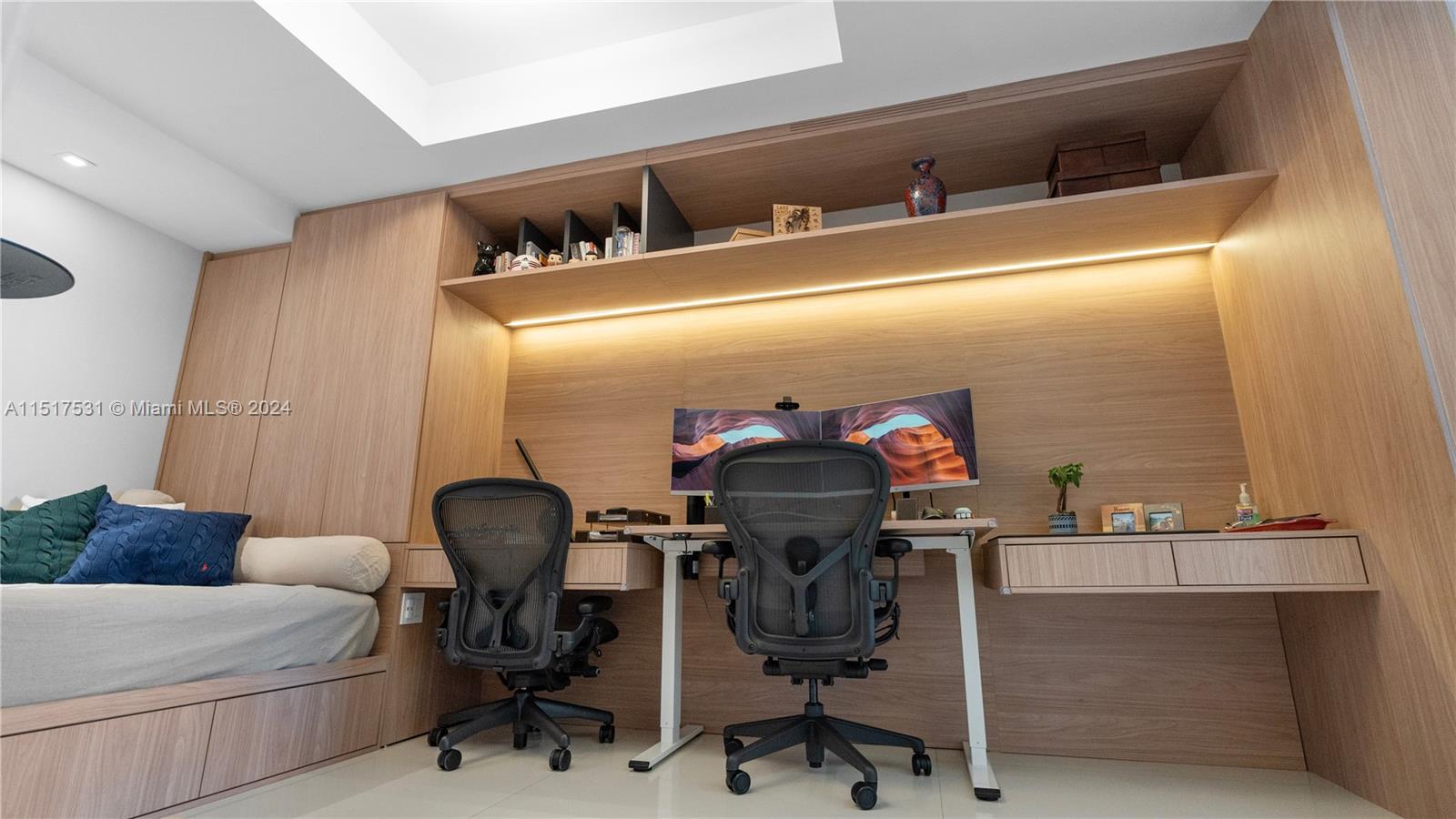 17301 Biscayne Blvd 2102, North Miami Beach, Florida 33160, 2 Bedrooms Bedrooms, ,2 BathroomsBathrooms,Residential,For Sale,17301 Biscayne Blvd 2102,A11517531