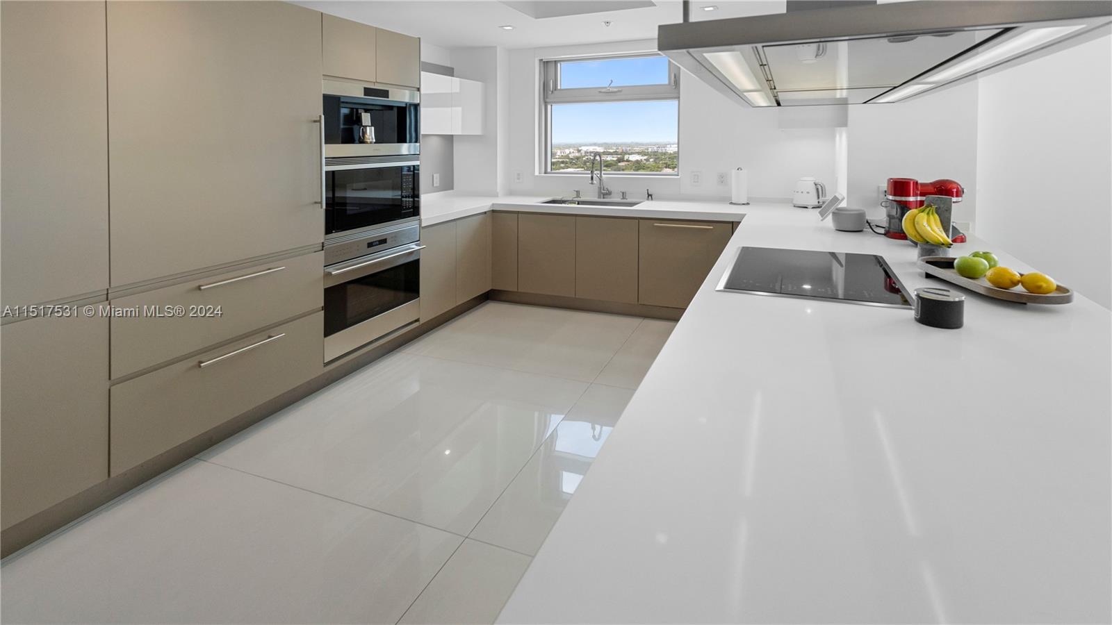 17301 Biscayne Blvd 2102, North Miami Beach, Florida 33160, 2 Bedrooms Bedrooms, ,2 BathroomsBathrooms,Residential,For Sale,17301 Biscayne Blvd 2102,A11517531