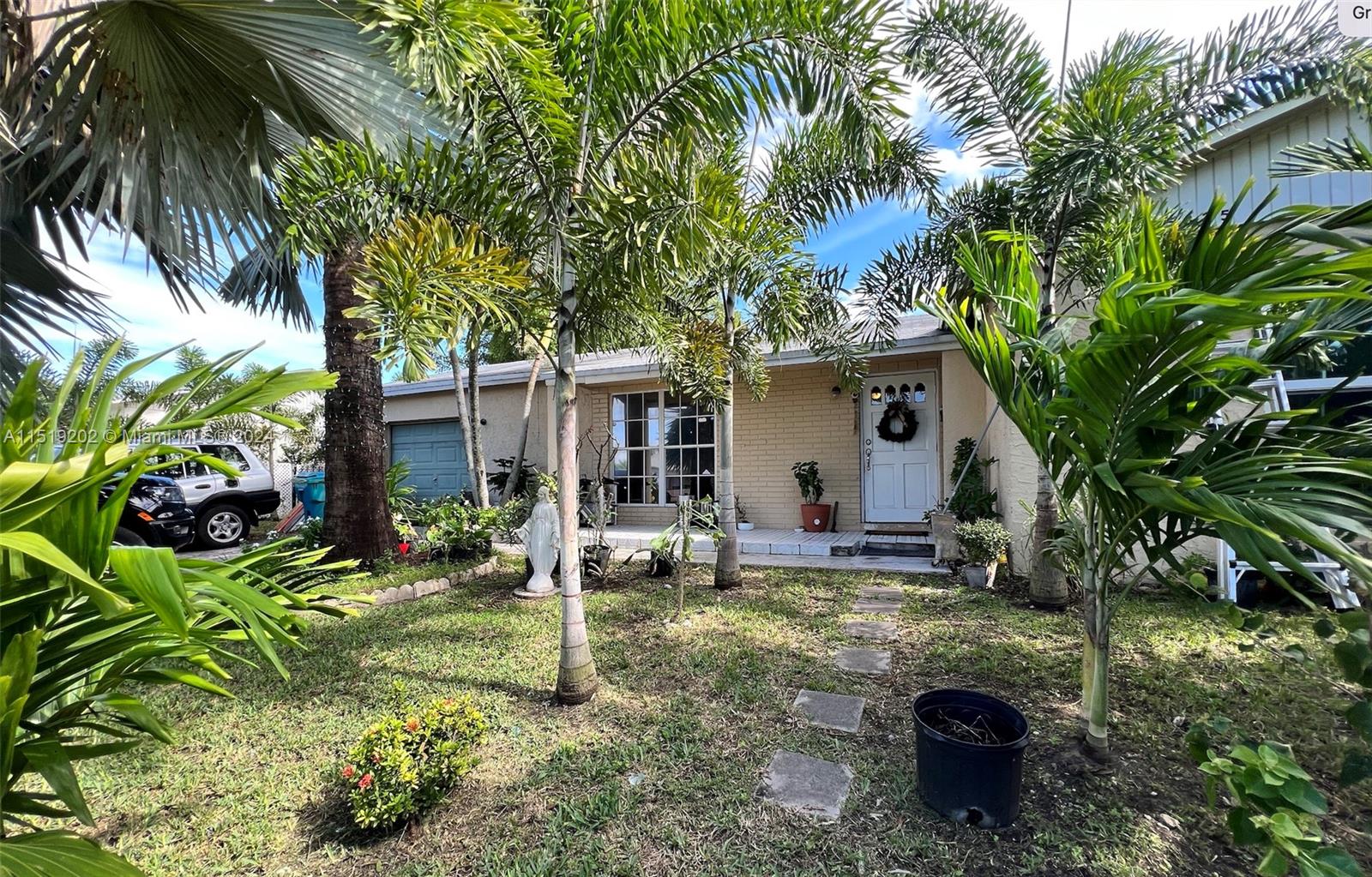 25835 SW 131st Ct, Homestead, Florida 33032, 4 Bedrooms Bedrooms, ,3 BathroomsBathrooms,Residential,For Sale,25835 SW 131st Ct,A11519202