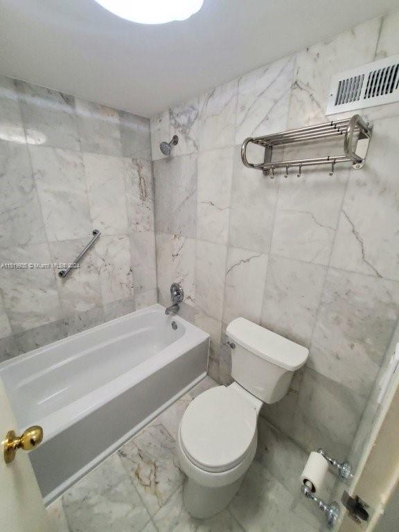 3725 S Ocean Dr 1516, Hollywood, Florida 33019, 2 Bedrooms Bedrooms, ,2 BathroomsBathrooms,Residential,For Sale,3725 S Ocean Dr 1516,A11519935