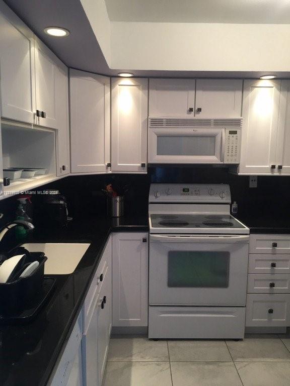 3725 S Ocean Dr 1516, Hollywood, Florida 33019, 2 Bedrooms Bedrooms, ,2 BathroomsBathrooms,Residential,For Sale,3725 S Ocean Dr 1516,A11519935
