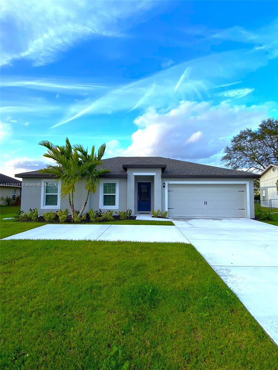 331 SW Thornhill Dr, Port St. Lucie, FL 34984