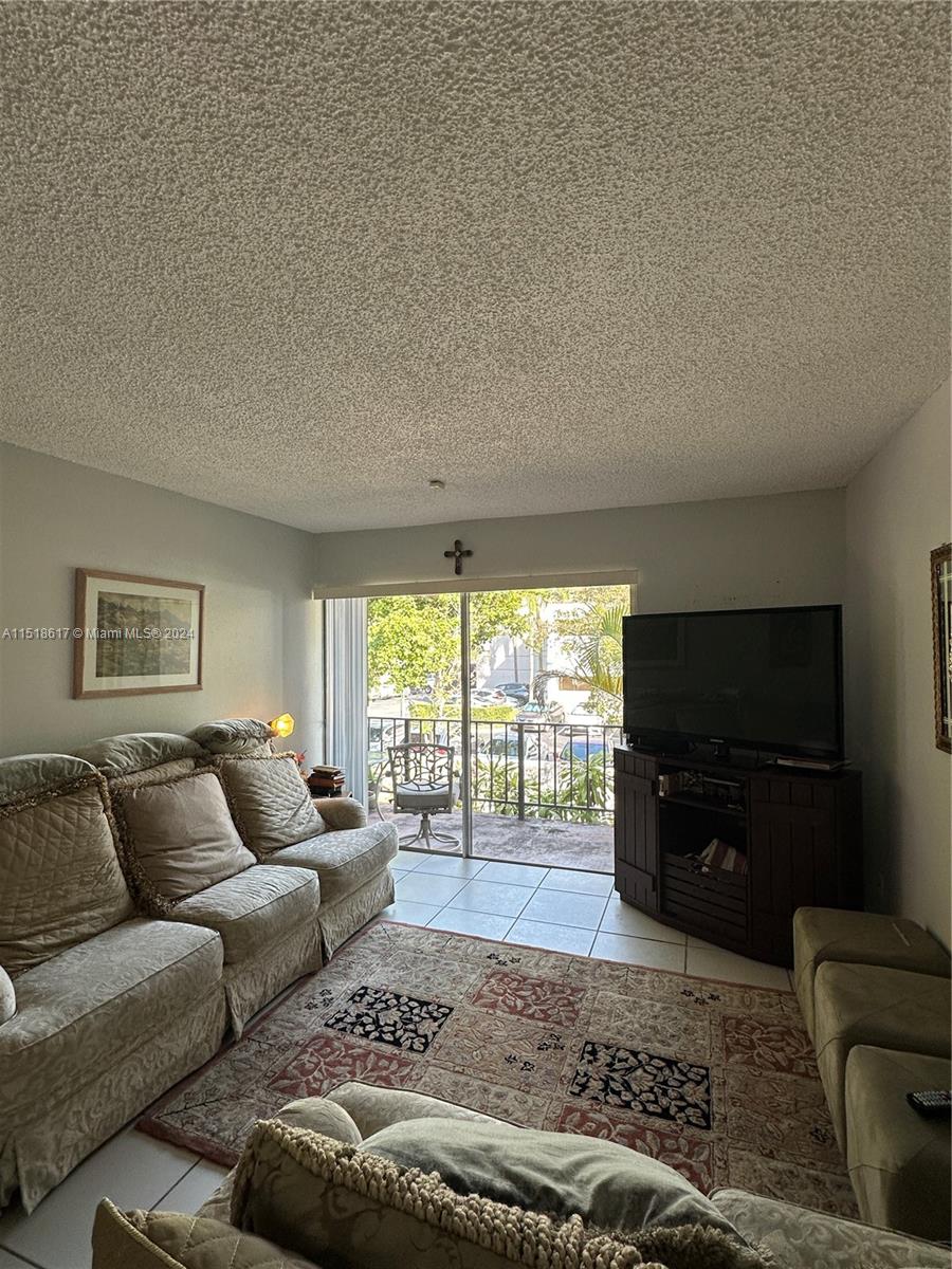 9227 SW 87th Ave B12, Miami, Florida 33176, 2 Bedrooms Bedrooms, ,2 BathroomsBathrooms,Residential,For Sale,9227 SW 87th Ave B12,A11518617