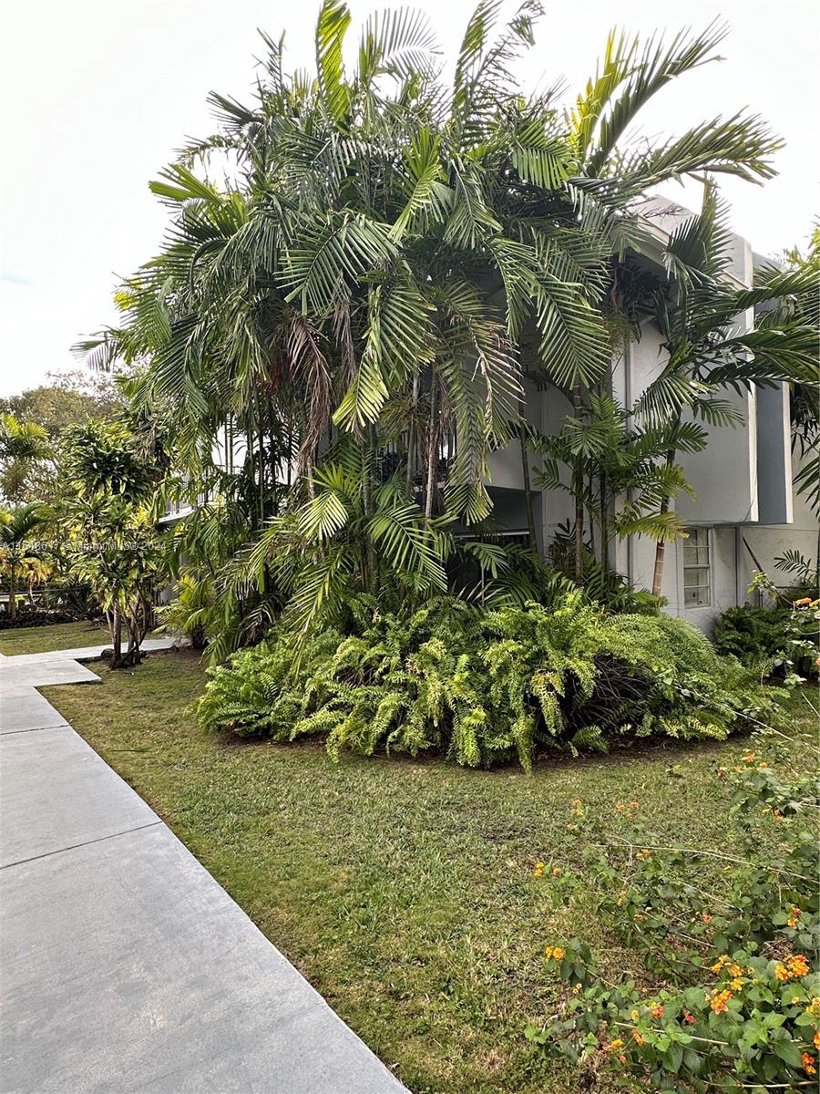 9227 SW 87th Ave B12, Miami, Florida 33176, 2 Bedrooms Bedrooms, ,2 BathroomsBathrooms,Residential,For Sale,9227 SW 87th Ave B12,A11518617