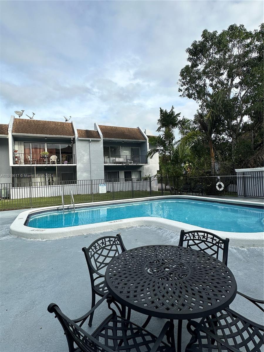 9227 SW 87th Ave B12, Miami, Florida 33176, 2 Bedrooms Bedrooms, ,2 BathroomsBathrooms,Residential,For Sale,9227 SW 87th Ave B12,A11518617