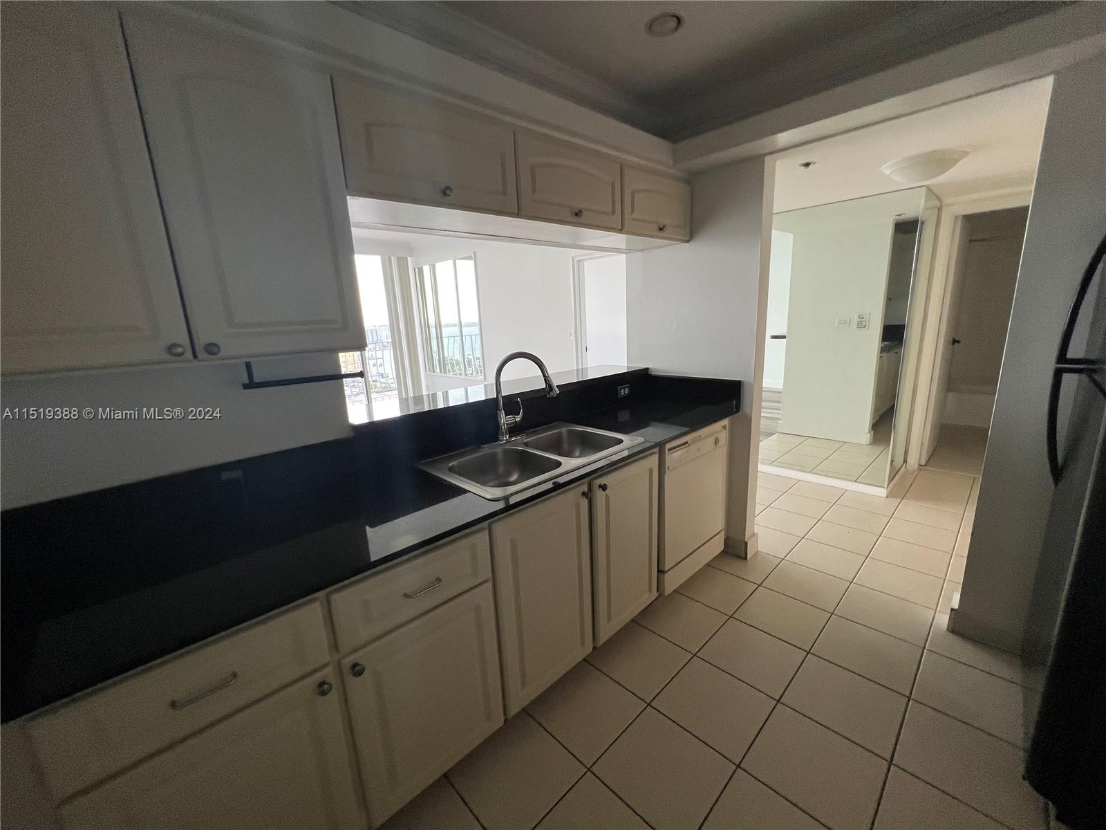 7601 E Treasure Dr PH101, North Bay Village, Florida 33141, 2 Bedrooms Bedrooms, ,2 BathroomsBathrooms,Residentiallease,For Rent,7601 E Treasure Dr PH101,A11519388