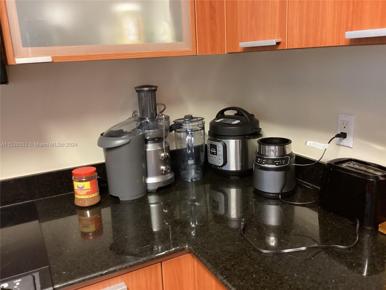 16699 Collins Ave 3305, Sunny Isles Beach, Florida 33160, 1 Bedroom Bedrooms, ,1 BathroomBathrooms,Residentiallease,For Rent,16699 Collins Ave 3305,A11520032