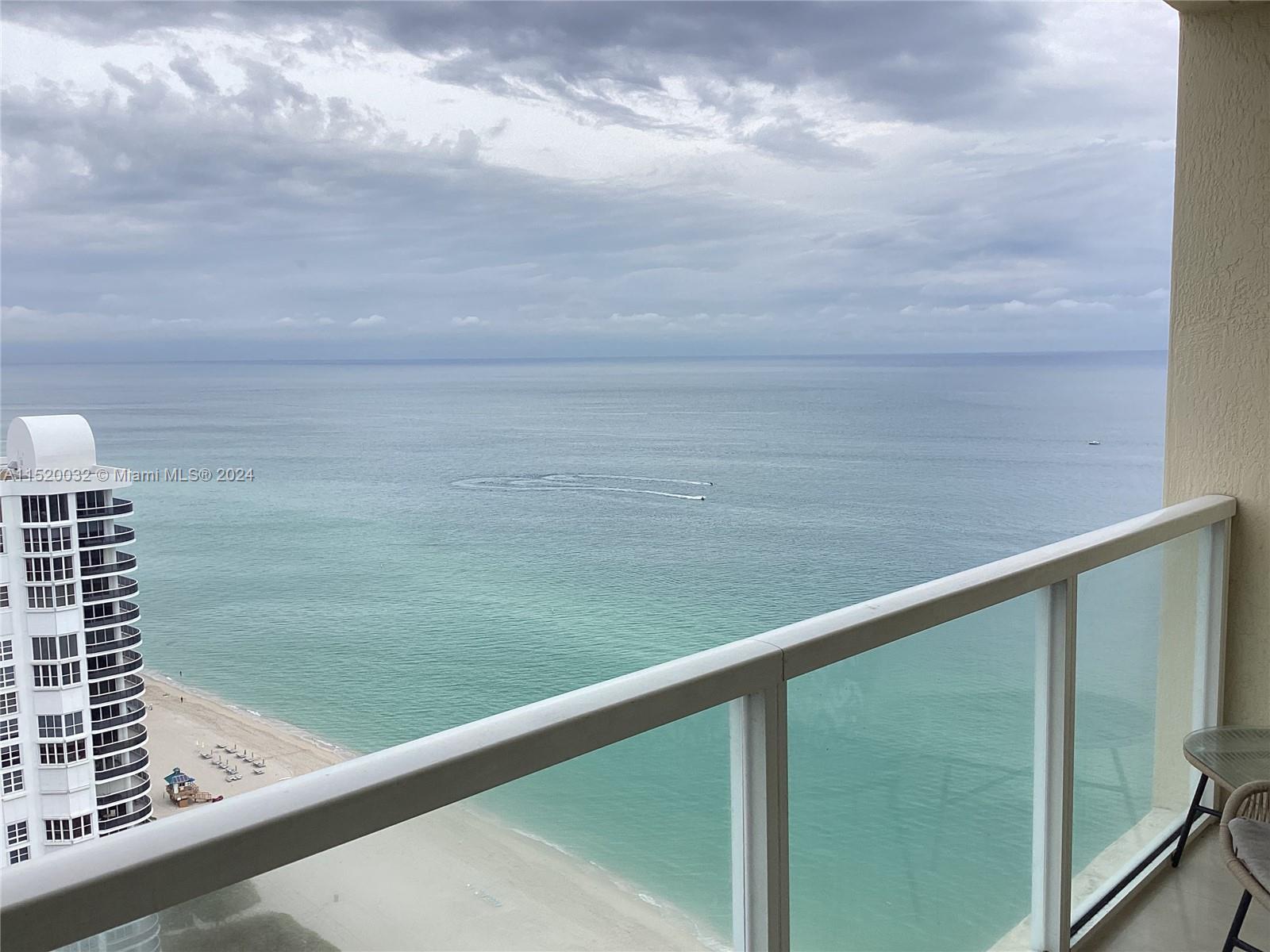 16699 Collins Ave 3305, Sunny Isles Beach, Florida 33160, 1 Bedroom Bedrooms, ,1 BathroomBathrooms,Residentiallease,For Rent,16699 Collins Ave 3305,A11520032