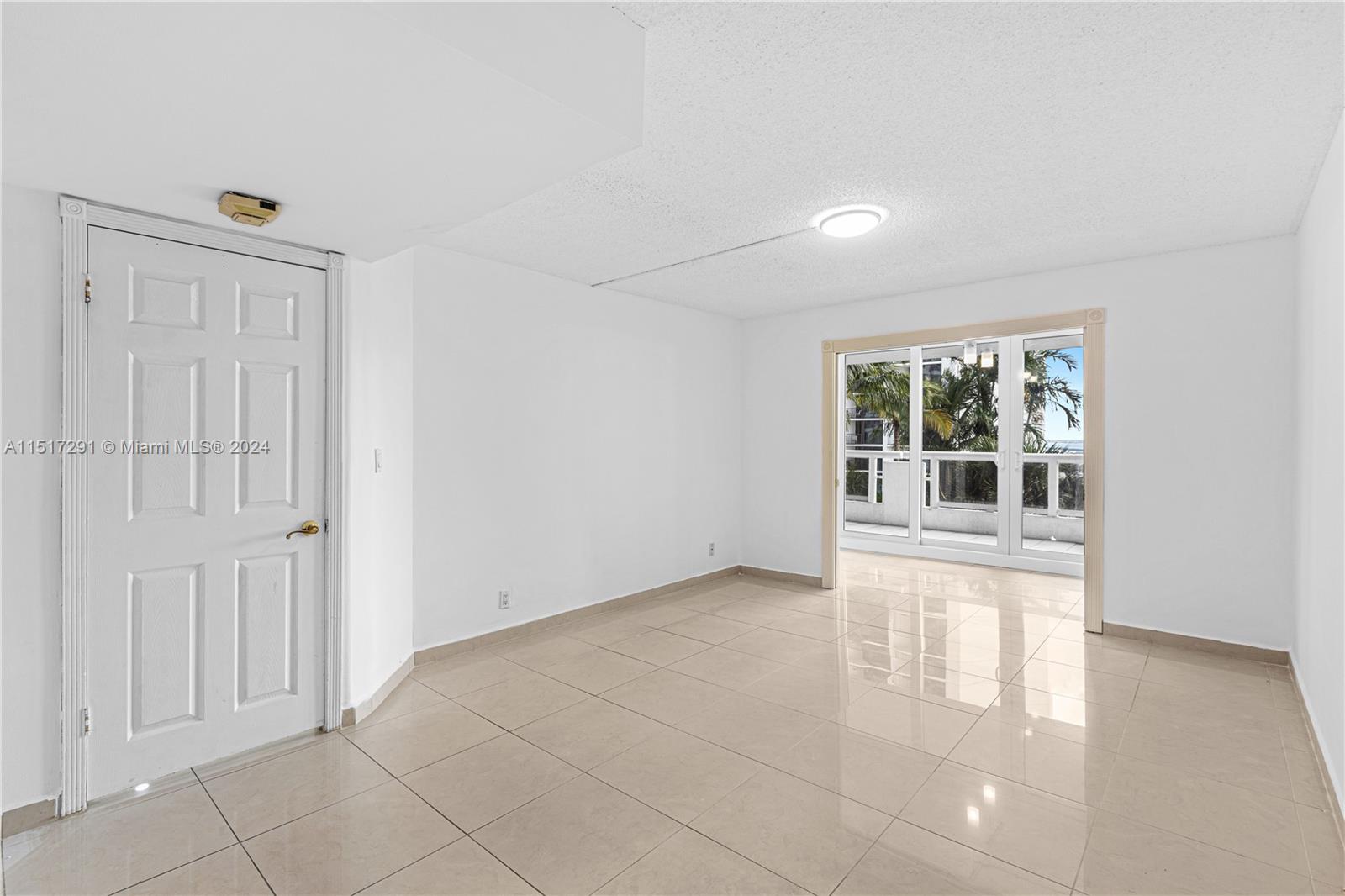 1717 N Bayshore Dr A-1256, Miami, Florida 33132, 3 Bedrooms Bedrooms, ,3 BathroomsBathrooms,Residentiallease,For Rent,1717 N Bayshore Dr A-1256,A11517291