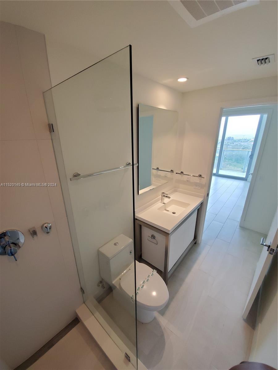 2000 Metropica Way 1401, Sunrise, Florida 33323, 3 Bedrooms Bedrooms, ,3 BathroomsBathrooms,Residential,For Sale,2000 Metropica Way 1401,A11520145